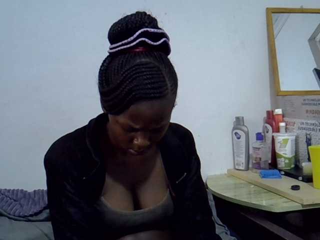 Sexybeiby1 live cam on BongaCams