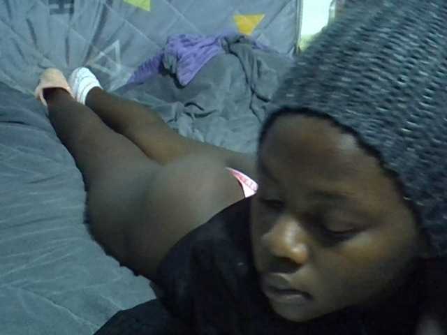 Sexybeiby1 live cam on BongaCams