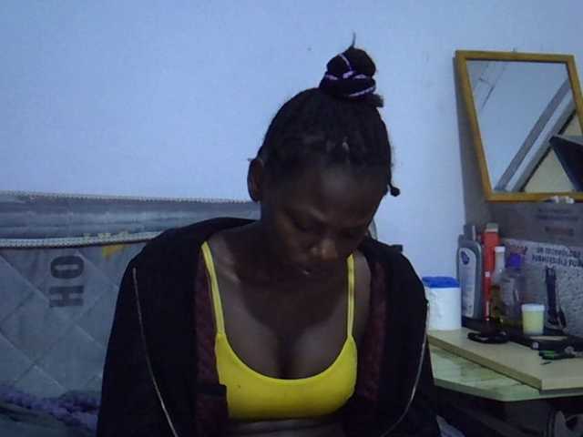 Sexybeiby1 live cam on BongaCams