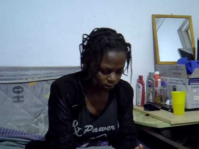 Sexybeiby1, live now on BongaCams