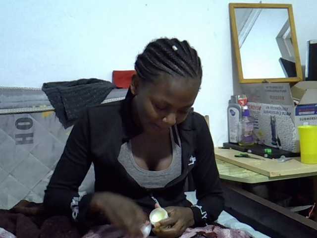 Sexybeiby1 live cam on BongaCams