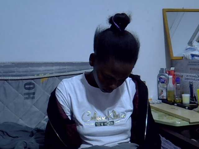 Sexybeiby1 live cam on BongaCams