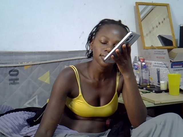 Sexybeiby1 live cam on BongaCams