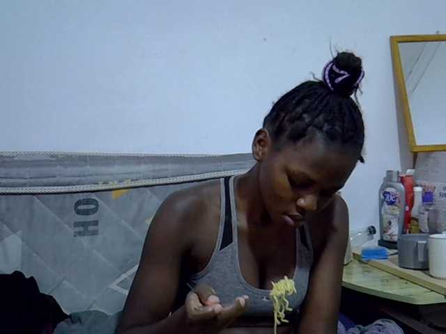 Sexybeiby1 live cam on BongaCams