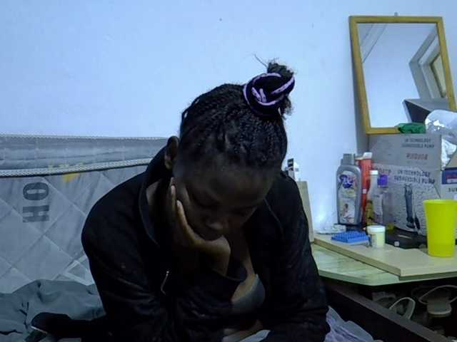 Sexybeiby1 live cam on BongaCams