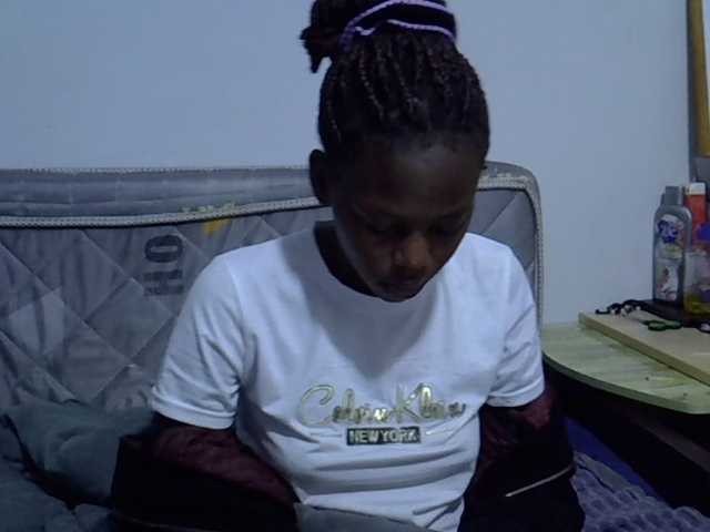 Sexybeiby1 live cam on BongaCams
