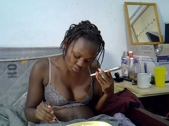 Sexybeiby1 live cam on BongaCams