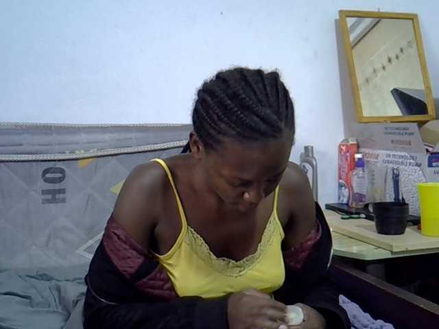 Sexybeiby1 — live female cam