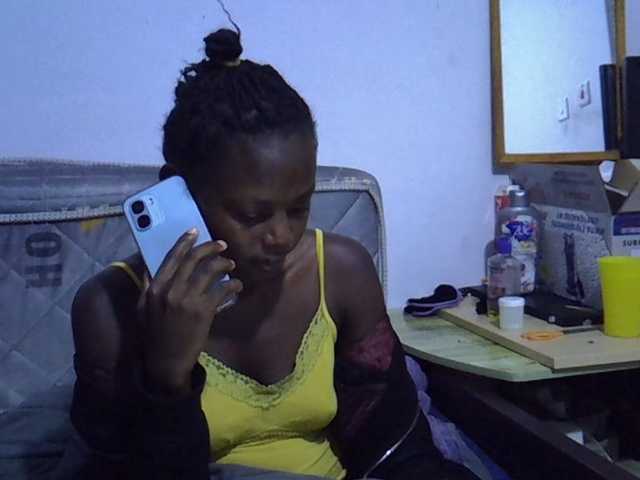 Sexybeiby1 live cam on BongaCams