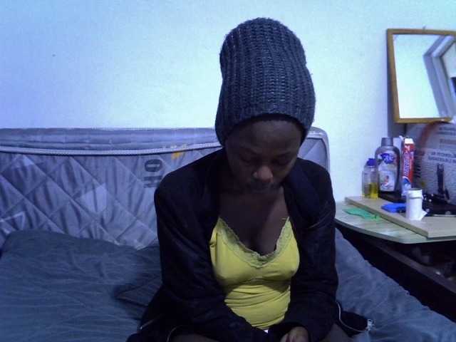 Sexybeiby1 live cam on BongaCams