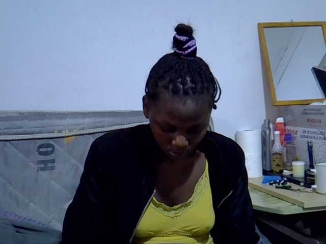 Sexybeiby1 live cam on BongaCams
