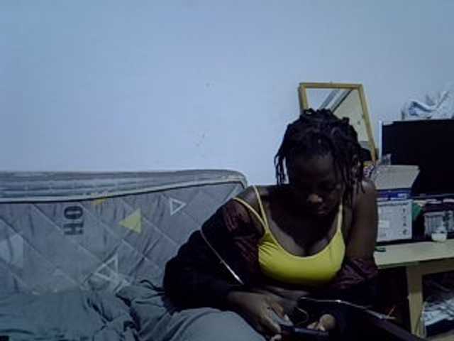 Sexybeiby1 live cam on BongaCams