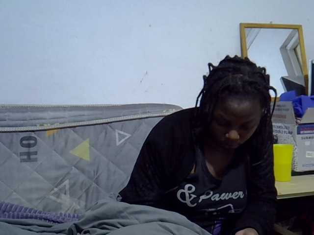 Sexybeiby1, live now on BongaCams
