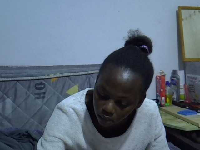 Sexybeiby1 live cam on BongaCams