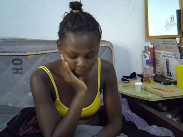 Sexybeiby1 live cam on BongaCams