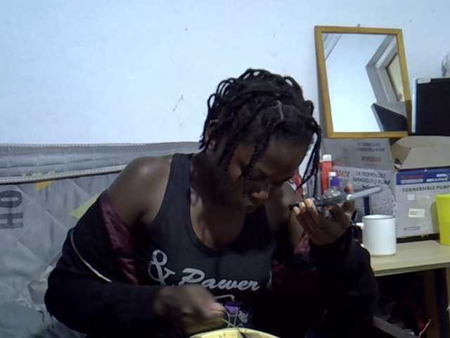 Sexybeiby1, live now on BongaCams