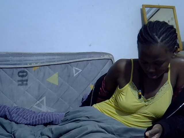 Sexybeiby1 live cam on BongaCams