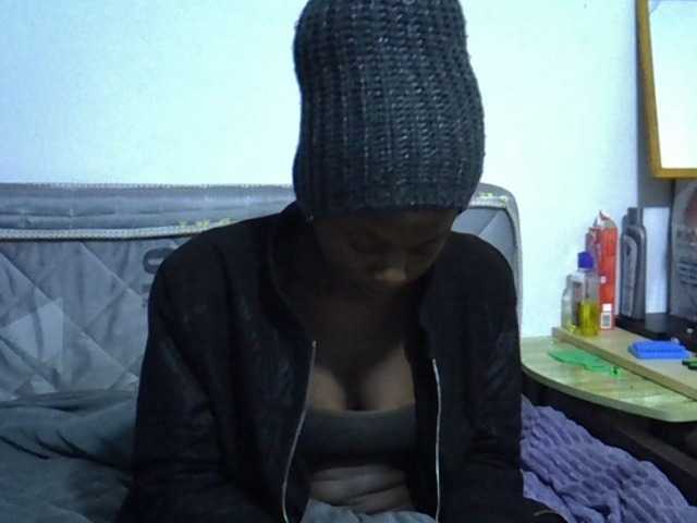 Sexybeiby1 live cam on BongaCams