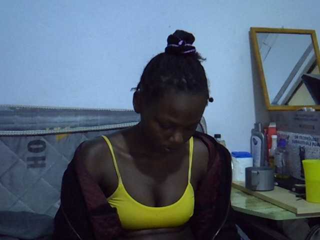 Sexybeiby1 live cam on BongaCams