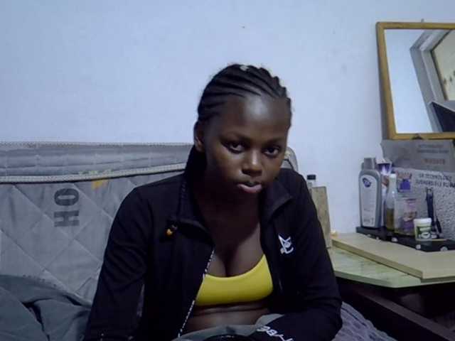 Sexybeiby1 live cam on BongaCams