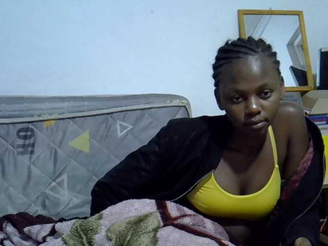 Sexybeiby1 live cam on BongaCams