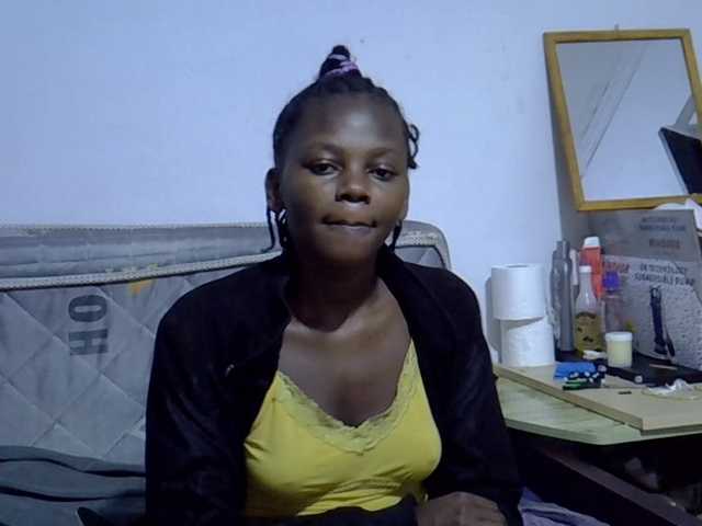 Sexybeiby1 live cam on BongaCams