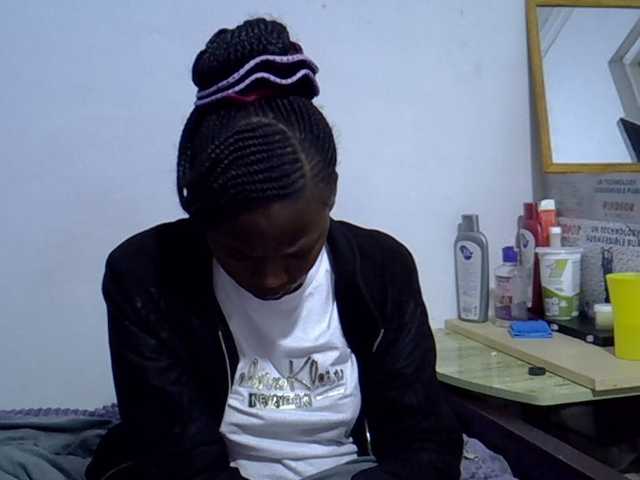 Sexybeiby1 live cam on BongaCams