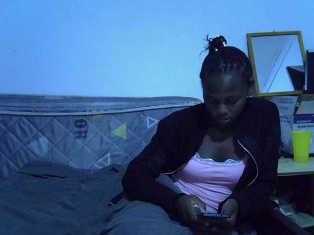 Sexybeiby1 live cam on BongaCams