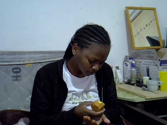Sexybeiby1 live cam on BongaCams