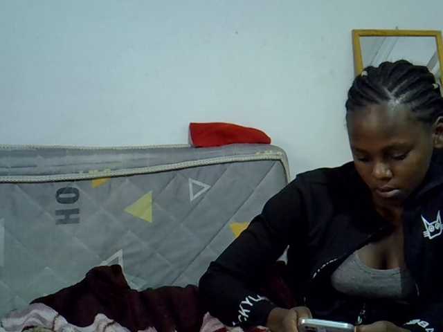 Sexybeiby1 live cam on BongaCams