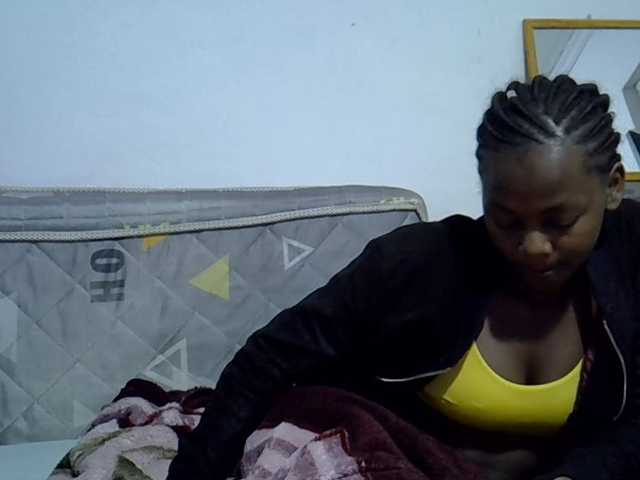 Sexybeiby1 live cam on BongaCams
