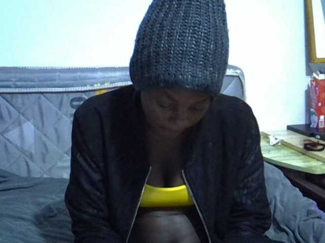Sexybeiby1 live cam on BongaCams