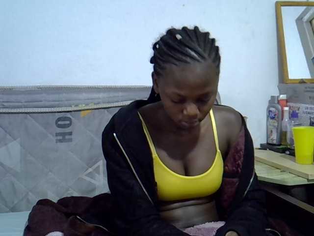 Sexybeiby1 live cam on BongaCams