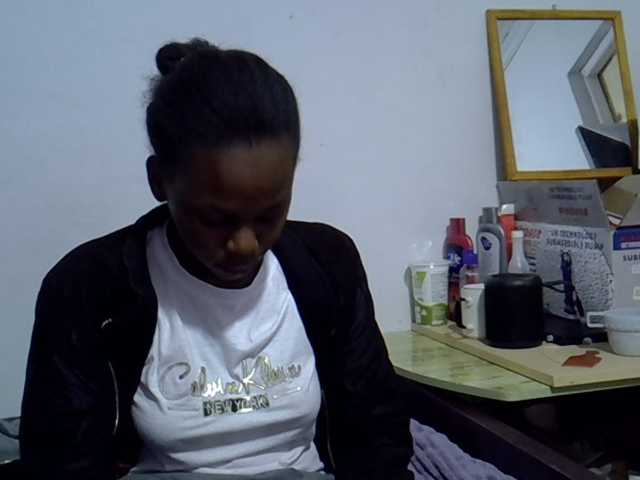 Sexybeiby1 live cam on BongaCams