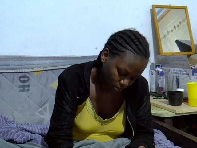 Sexybeiby1 — live female cam