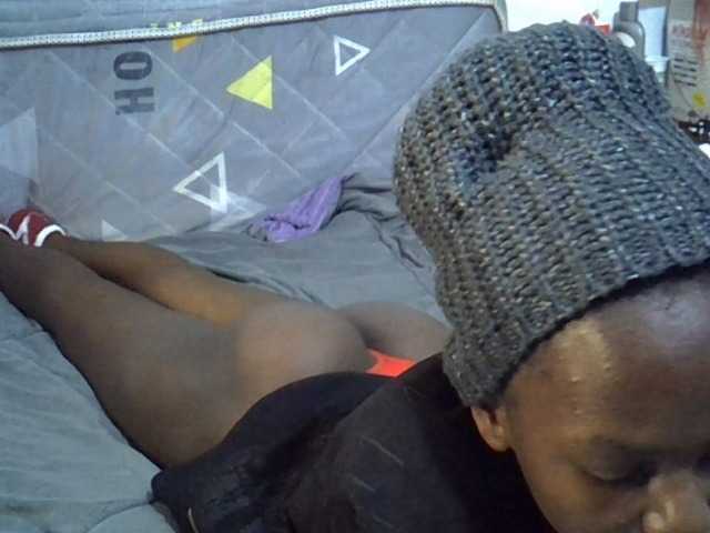 Sexybeiby1 live cam on BongaCams