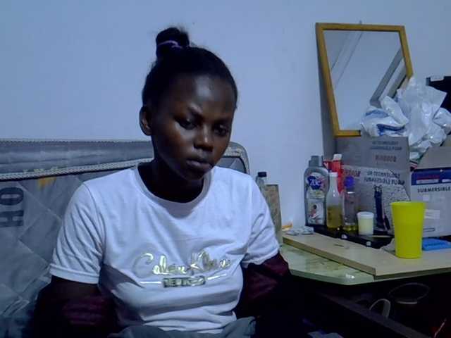 Sexybeiby1 live cam on BongaCams