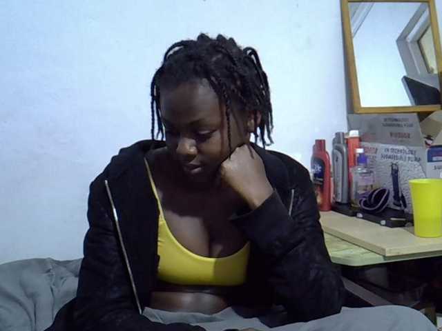 Sexybeiby1 live cam on BongaCams
