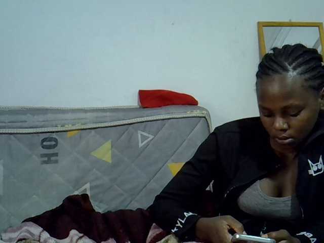 Sexybeiby1 live cam on BongaCams