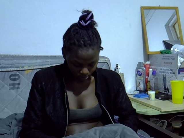 Sexybeiby1 live cam on BongaCams