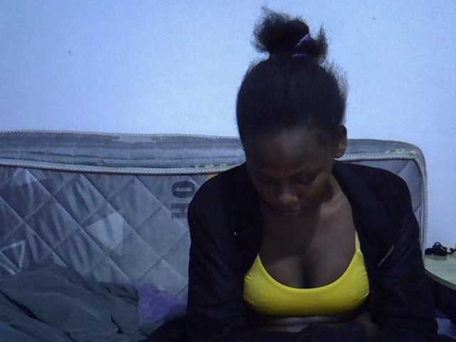 Sexybeiby1 live cam on BongaCams