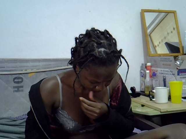 Sexybeiby1 live cam on BongaCams