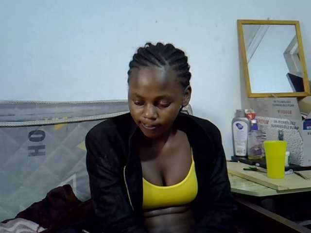 Sexybeiby1 live cam on BongaCams