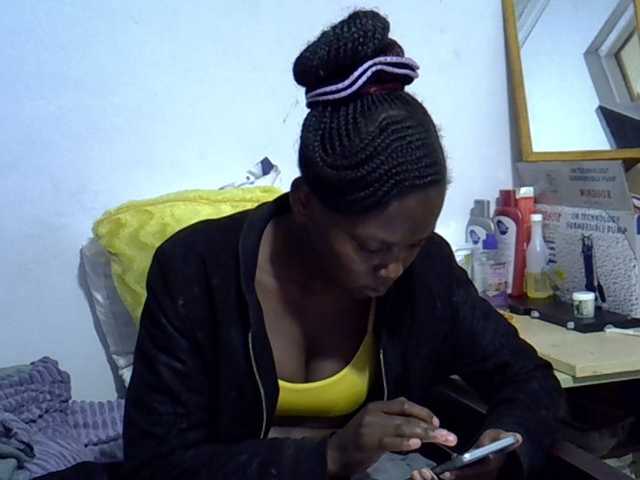 Sexybeiby1 live cam on BongaCams