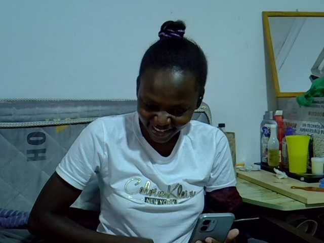Sexybeiby1 live cam on BongaCams