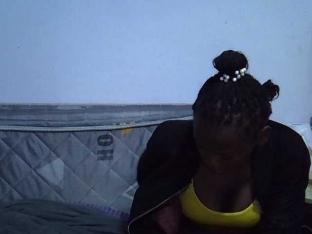 Sexybeiby1 live cam on BongaCams