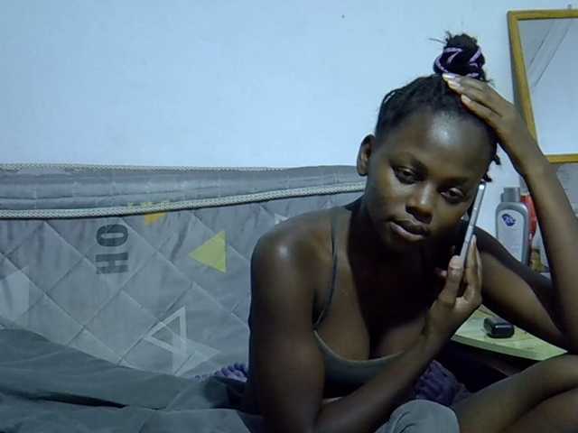 Sexybeiby1 live cam on BongaCams