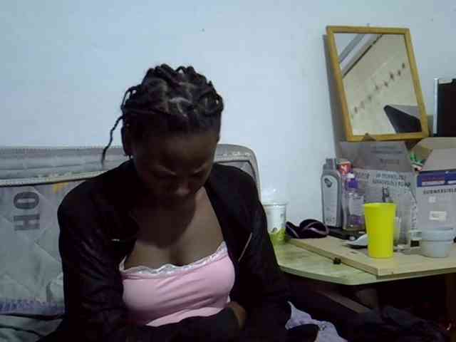 Sexybeiby1 webcam