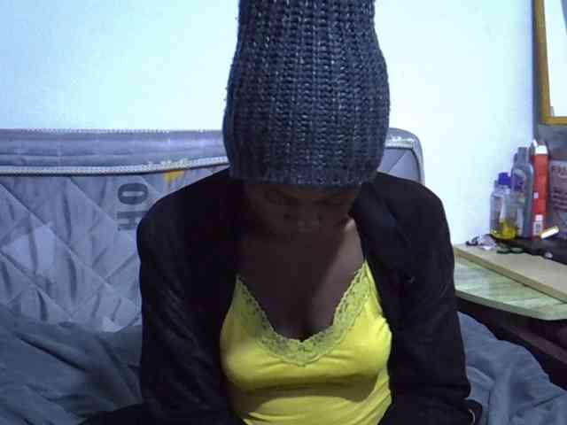 Sexybeiby1 webcam