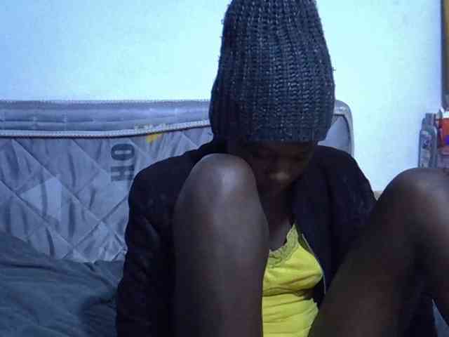 Sexybeiby1 webcam